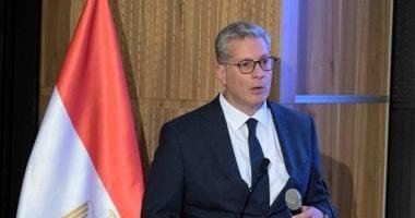 وزير البترول يزور ميناء الإسكندرية لمتابعة تجهيز سفينة التغييز "Energos Power"