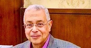 سفير مصر في بولندا يودع بعثة شباب اليد عند مغادرتهم إلى كيلسى
