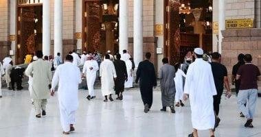 شركات العمرة تُعلن عن برامج جديدة دون تكاليف الطيران: ضوابط مبتكرة