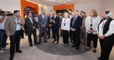 وزير الاتصالات يزور VXI الأمريكية لتوفير 4 آلاف فرصة عمل جديدة