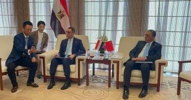 وزير الاستثمار يستعرض فرص الاستثمار في السوق المصري خلال لقاءات مع شركات صينية