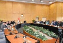 وزير الإسكان يدعو رؤساء المدن الجديدة لتبني إجراءات فعالة لترشيد استهلاك الطاقة والمياه