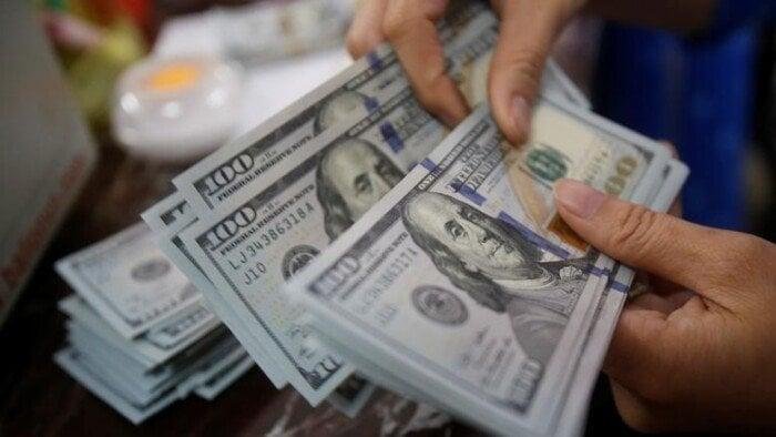 سعر الدولار مقابل الجنيه المصري في نهاية تعاملات اليوم الثلاثاء