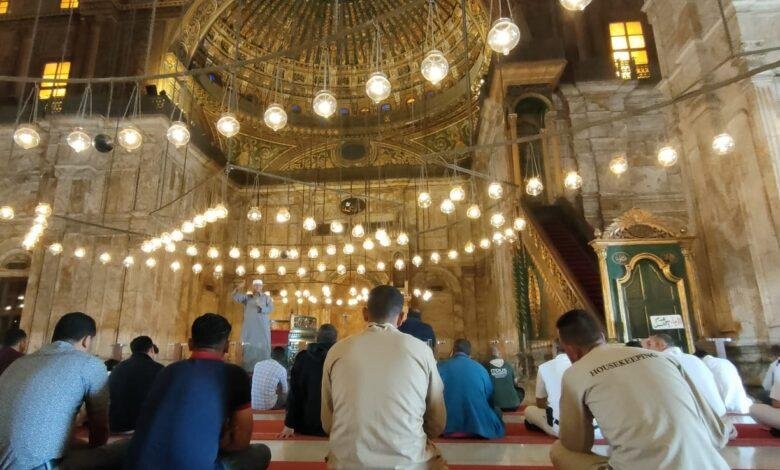 آداب دخول المسجد يوم الجمعة وأهم السنن فيه