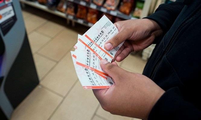 آلاف النرويجيين يحتفلون بجوائز وهمية بسبب خلل رقمي في اليانصيب