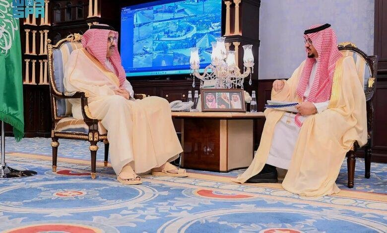 أمير الباحة يتابع جهود تنمية الاستثمار البلدي بأمانة المنطقة ويؤكد دعمه للمشاريع النوعية