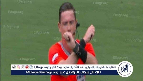 إشارة حكم مباراة ريال مدريد وباتشوكا تدخل التاريخ في المونديال.. فما القصة؟