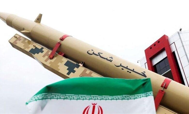 إيران تعلن قصف "أهداف استراتيجية" في إسرائيل واستخدام صاروخ "خيبر" لأول مرة
