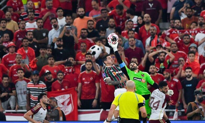 إيقاف مباراة الأهلي المصري وبالميراس البرازيلي لسوء الأحوال الجوية