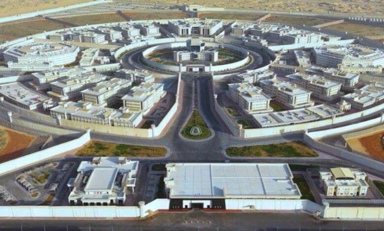 الإفراج بالعفو عن 1027 من نزلاء مراكز الإصلاح والتأهيل