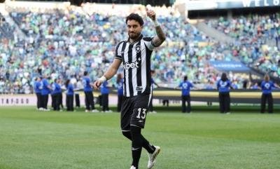البرازيلي تيليس مرشح للعودة إلى النصر في الميركاتو الصيفي
