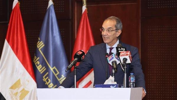 التوسع في برامج التدريب التكنولوجي لتلبية احتياجات سوق العمل وتعزيز استثمارات التعهيد