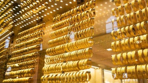 الذهب يغير خريطة الأسواق العالمية والمحلية.. يا ترى إيه اللي بيحصل؟