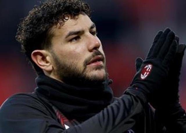 الهلال يجدد محاولاته لضم ثيو هيرنانديز رغم الرفض الأولي
