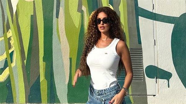 بإطلالة كاجوال.. مي سليم تخطف الانظار في أحدث ظهور لها