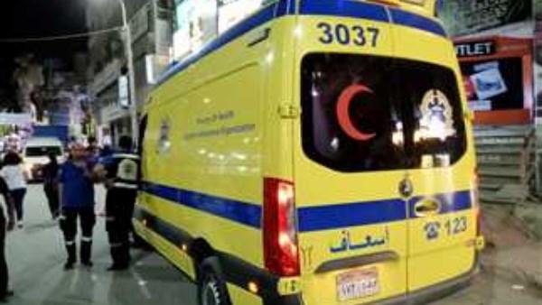 بالأسماء.. إصابة 11 شخصاً إثر تصادم ميكروباص وملاكي بزراعي ملوي في المنيا