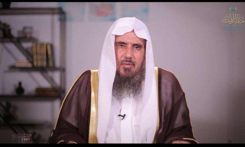 بالفيديو.. شاهد الخثلان يوضح حكم استخدام الكحول في العطور و آثاره علي الطهارة