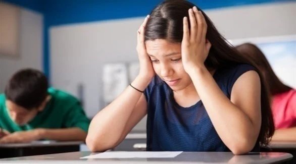 بعد كل امتحان.. كيف تقدم الدعم النفسي لابنك طالب الثانوية العامة؟