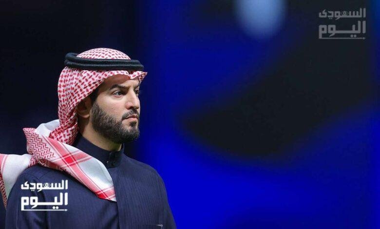 "بن نافل" رئيس الهلال يصل إلى أمريكا بعد انتهاء أزمة التأشيرة