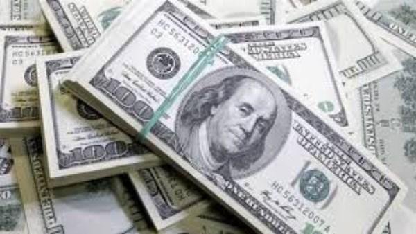 تعرف على أسعار الدولار والعملات مقابل الجنيه اليوم الجمعة
