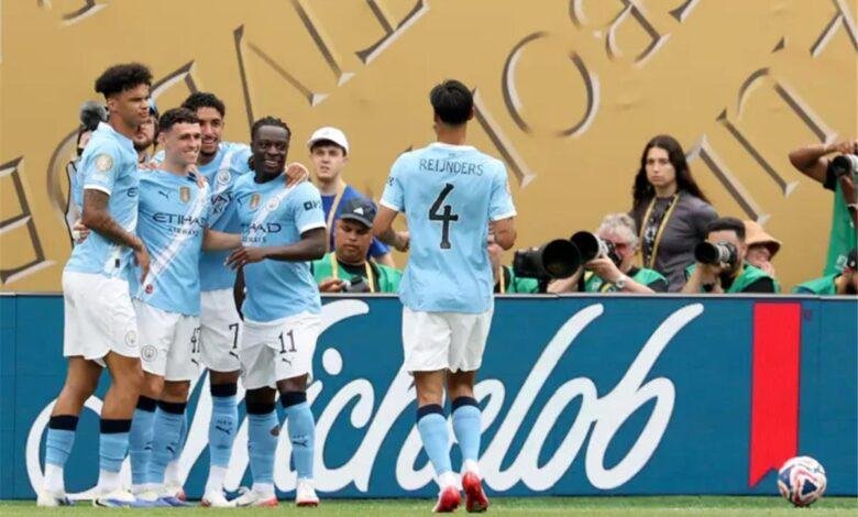 تغريم مانشستر سيتى 1.45 مليون دولار لسبب غريب