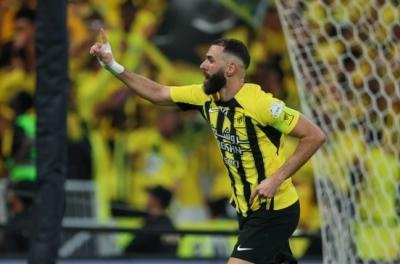 تقارير: بقاء بنزيما في الاتحاد غير مؤكد