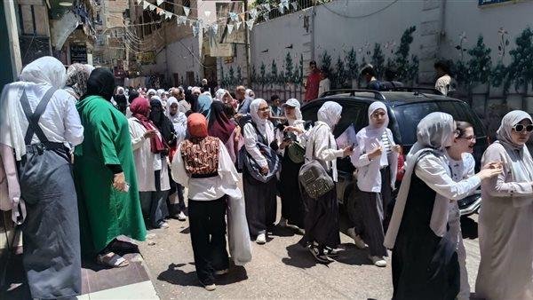 خبير تربوي يقدم روشتة النجاح في الفيزياء والتاريخ قبل امتحان الغد لطلاب الثانوية العامة