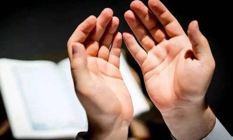 دعاء الخشوع والتذلل بين يدي الله.. كلمات مجربة تقربك إلى ربك