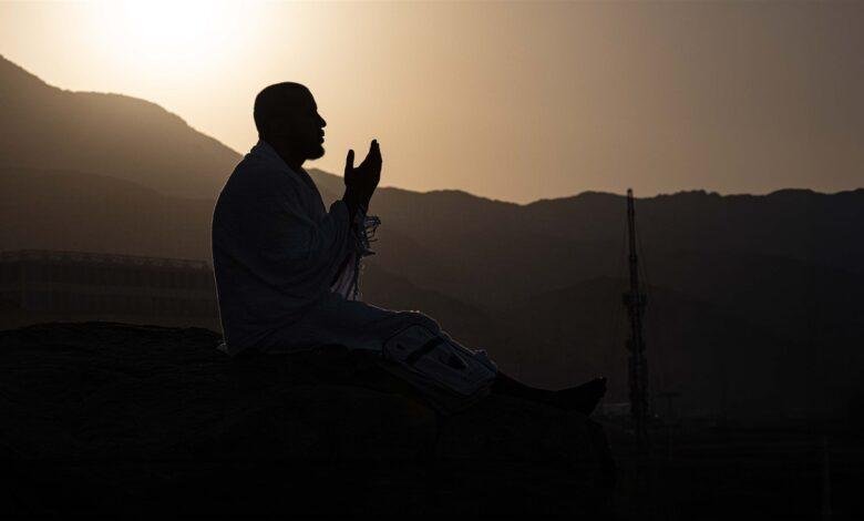 دعاء الرجاء والطلب من الله.. أجمل ما قيل في التذلل لله