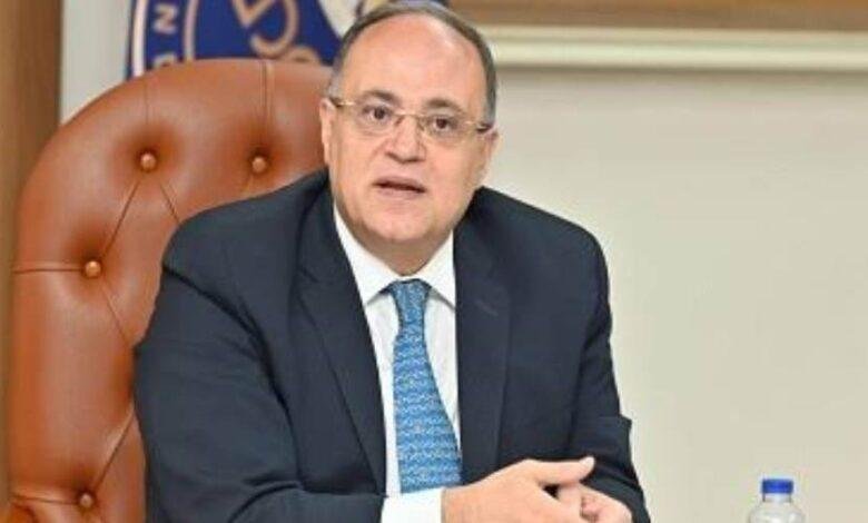 رئيس هيئة الدواء لـ (أ ش أ): مصر تقود قاطرة توطين الدواء في إفريقيا والشرق الأوسط
