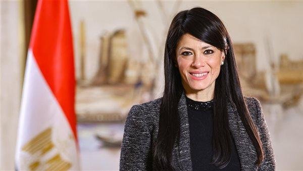 رانيا المشاط تتوجه إلى الصين للمشاركة في المنتدى الاقتصادي العالمي بمدينة تيانجين