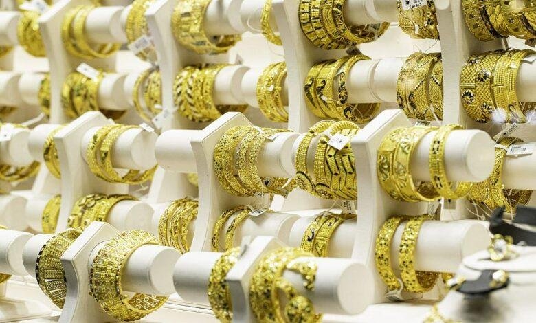 سعر الذهب في السعودية اليوم الثلاثاء 28-12- 1446 بعد تراجعه عالميًا