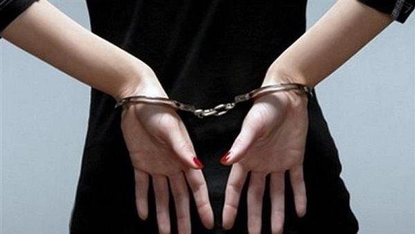 سيدة تقتل طفليها داخل شقة بالعمرانية.. والقبض عليها بعد محاولة انتحار