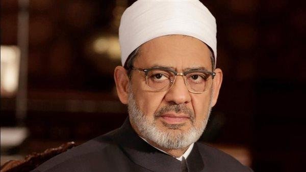 شيخ الأزهر يغرد بالفارسية لأول مرة.. ويدين العدوان الصهيوني على إيران
