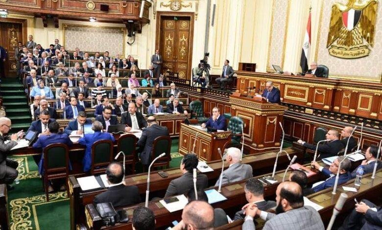 عاجل| مجلس النواب يبدأ مناقشة قانون الإيجار القديم.. و"جبالي" ينتقد تأخر وصول وزير الإسكان