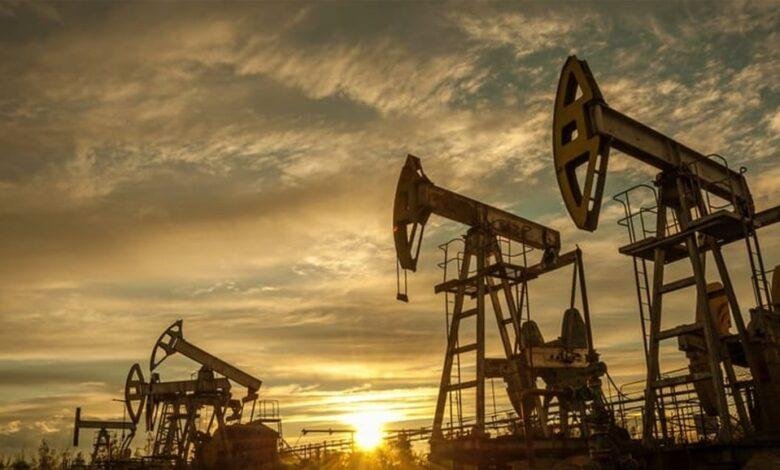عالميا.. ارتفاع أسعار النفط مع تصاعد الاضطرابات