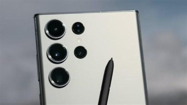 في مفاجأة لعشاق سامسونج.. Galaxy S27 Ultra يفقد ميزة أساسية