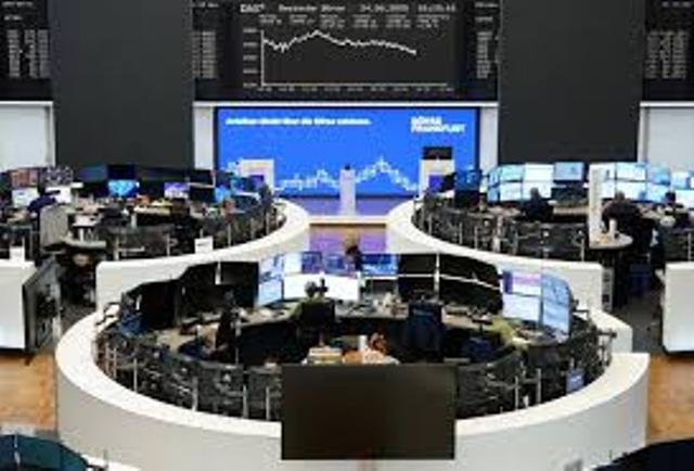 هدنة الشرق الأوسط تدفع الأسهم الأوروبية إلى الصعود الحذر