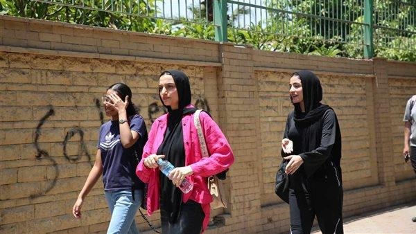 هل حدث تلاعب في أوراق الفيزياء؟.. شائعات حول تصحيح امتحانات الثانوية العامة 2025