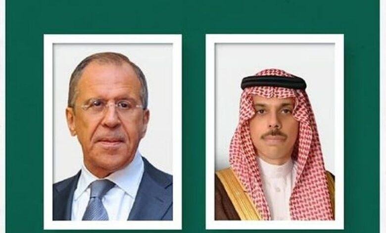 وزير الخارجية يتلقى رسالة خطية من نظيره الروسي تتصل بالعلاقات الثنائية بين البلدين