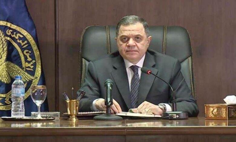 وزير الداخلية يبعث برقيات تهنئة للرئيس وقيادات الدولة بمناسبة العام الهجري الجديد