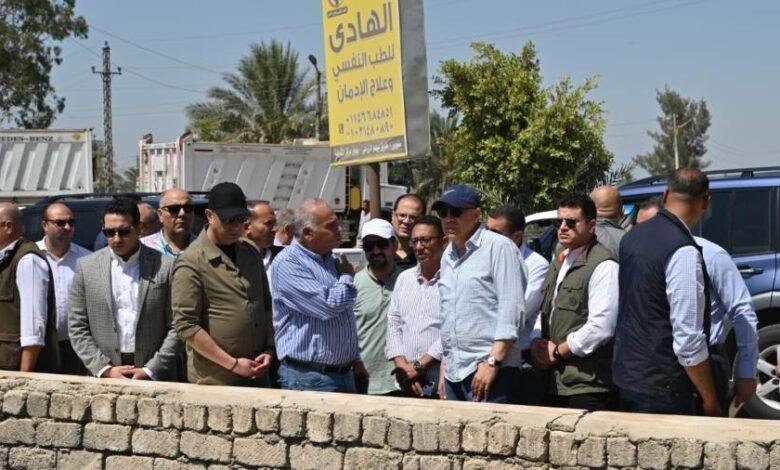 وزير الري ومحافظ الفيوم يتفقدان محطات الرفع بالمحافظة