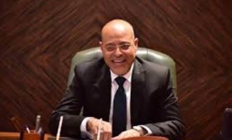 وزير العمل: قانون العمل الجديد يحمي العمالة غير المنتظمة ويتلافى أخطاء القانون القديم