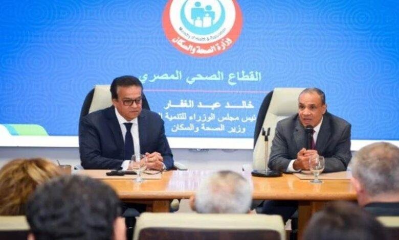 وزيرا الصحة والخارجية يجتمعان مع السفراء المرشحين لتمثيل مصر بعدد من الدول