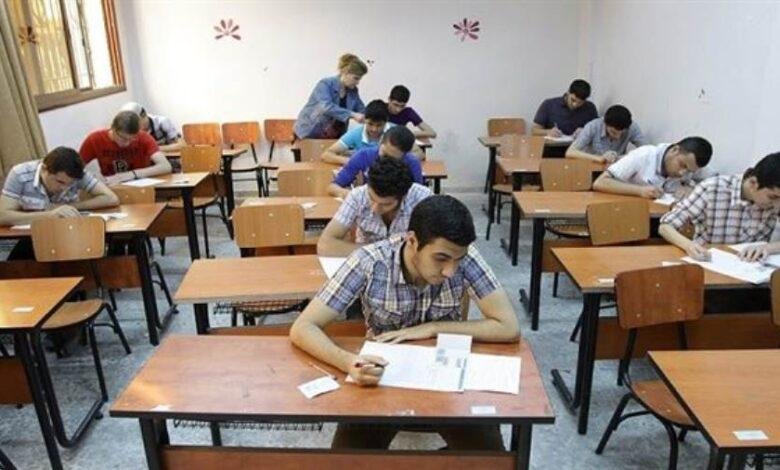 112 ألف طالب يؤدون امتحانات الرياضة البحتة