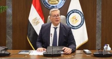 وزير البترول يعزي أسر ضحايا حادث انقلاب البارجة البحرية "أدمارين 12