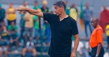 ميلود حمدى، المدرب الجزائرى، يصل مصر الأسبوع المقبل لقيادة الإسماعيلى