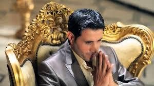 أحمد شيبة يشارك صورة مع أولاد أحمد عامر