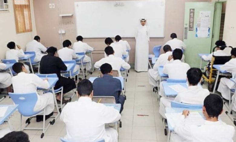 انطلاق العد التنازلي: كم بقي من الزمن حتى اختبارات النهائي في السعودية 2025؟