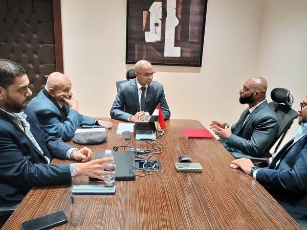 الاسكان تؤكد دعم الشركات التي تسهم في توطين صناعة المهمات الكهروميكانيكية